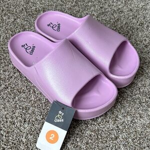 Little Girls Size 2 Art Class Lilac Slide on Sandals